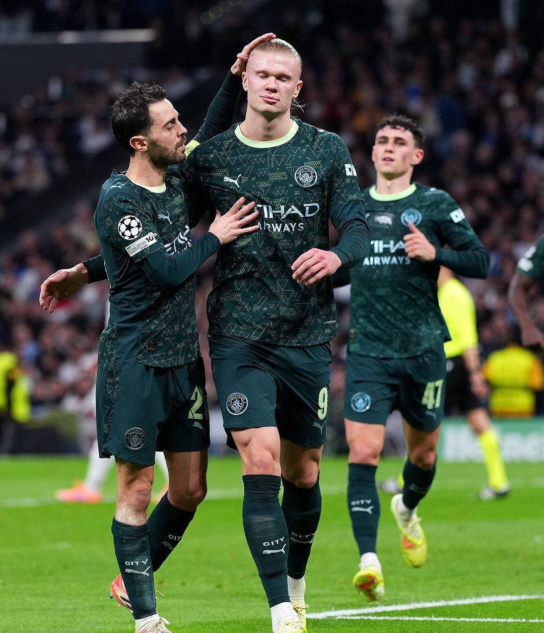 国际比赛日阿贾克斯临场应变巴黎圣日耳曼伤情更新备战CBA季后赛，赛后阿贾克斯调整名单以备法甲看傻球迷的简单介绍