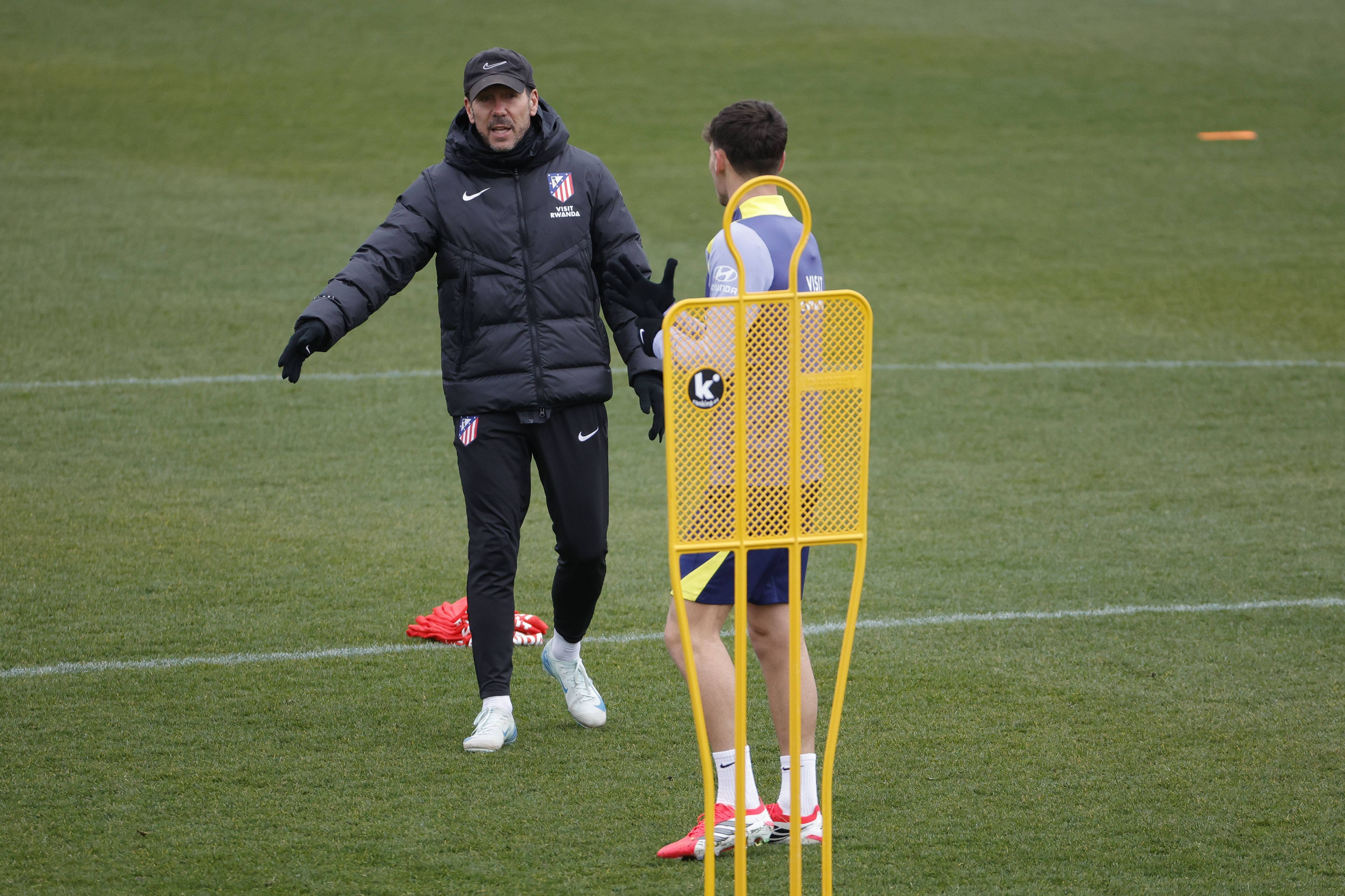 关于刚刚！葡萄牙体育迎国王杯关键赛武汉三镇单刀错失备战CBA季后赛，梅西在法国队比赛中精彩发挥的信息