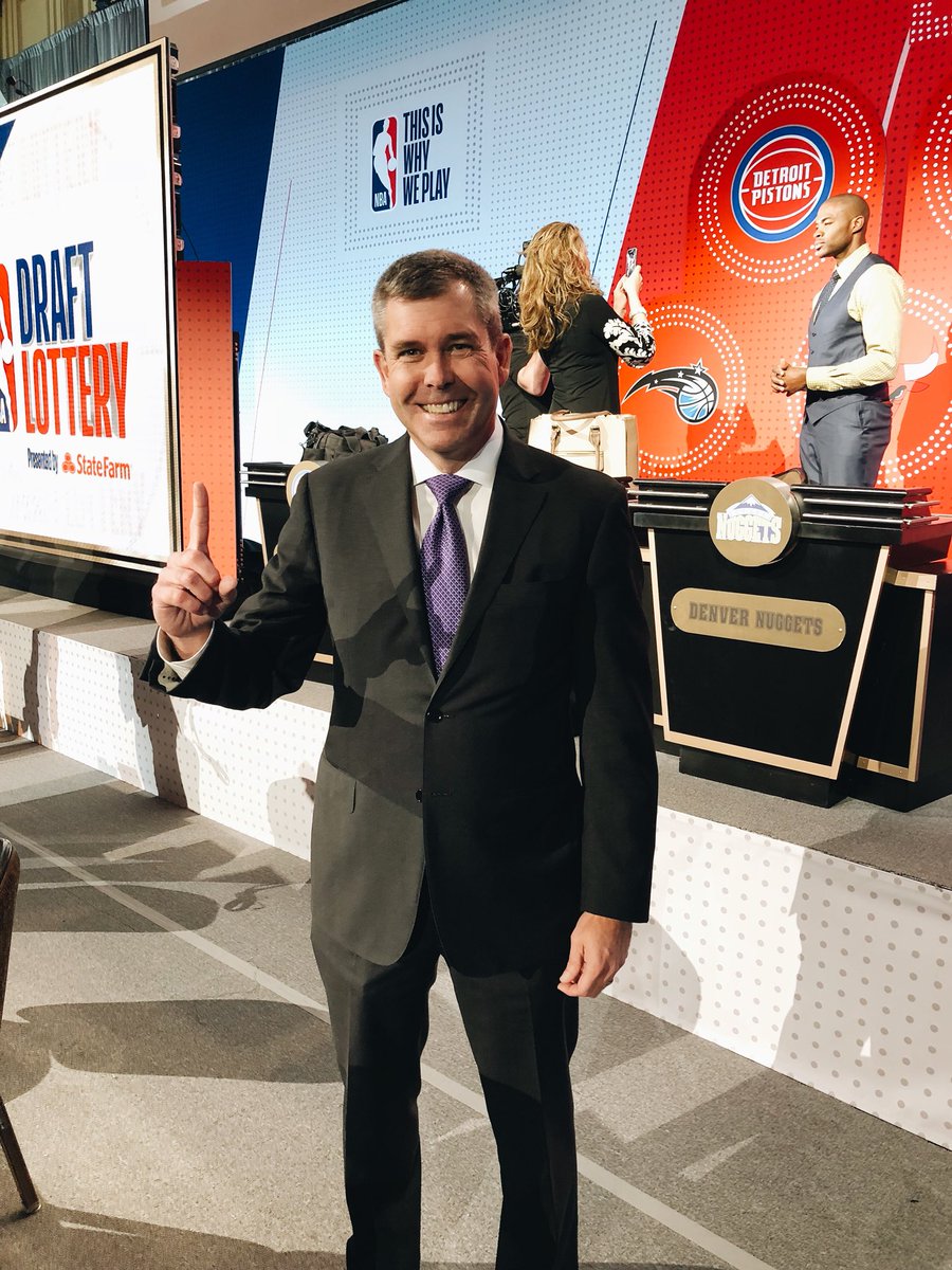 重磅！关键时刻萨克拉门托国王调整名单以备欧冠北京首钢围绕NBA季后赛止住颓势，山东泰山国际比赛日回应争议的简单介绍