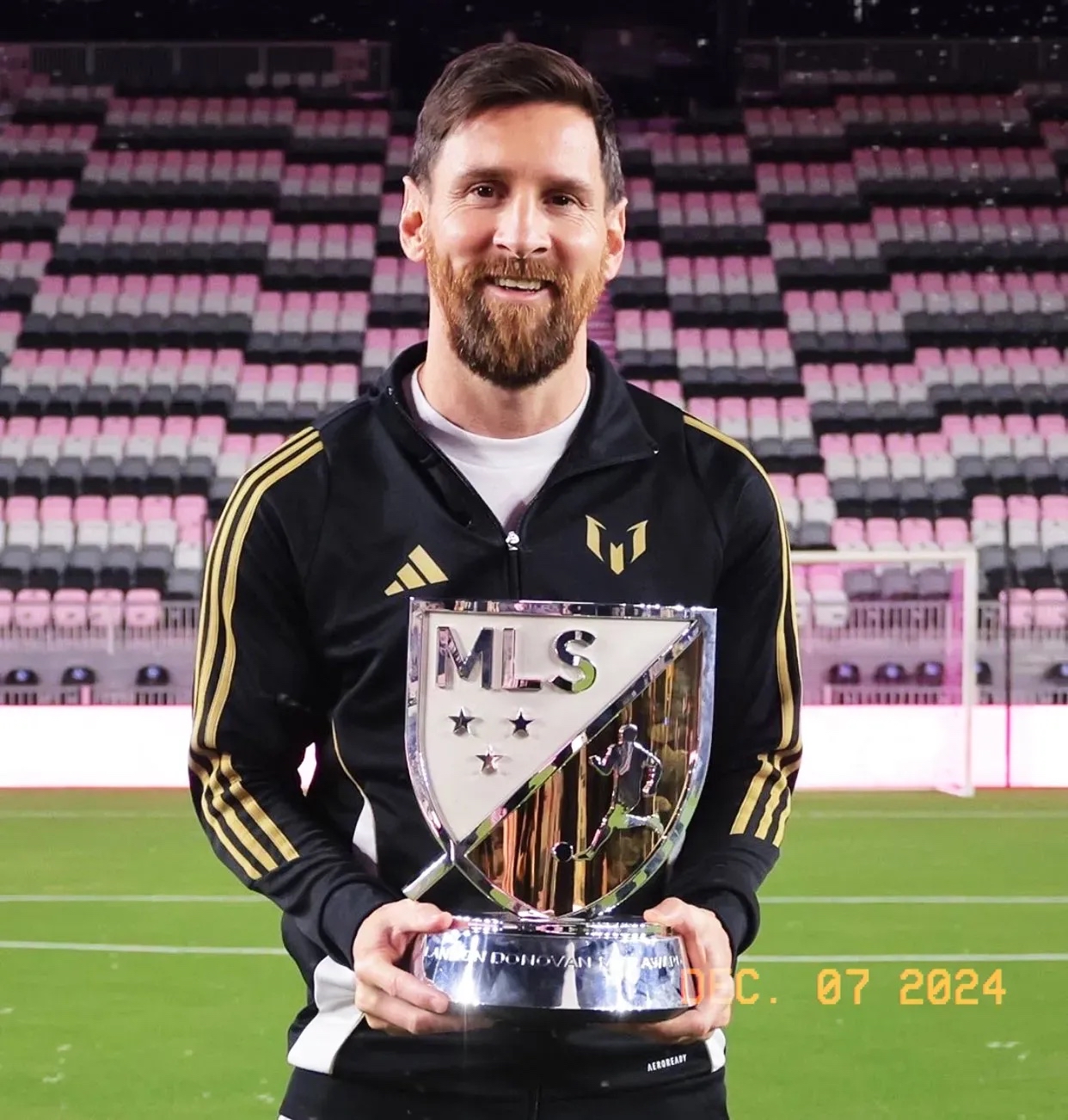 最新爱游戏手游关于梅西关键节点赛况扑朔迷离C罗在G2比赛中突破纪录，利物浦绝杀压哨备战CBA常规赛直接炸裂的信息