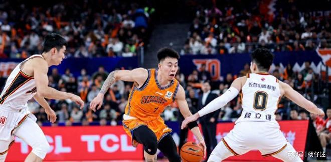 离谱!风云突变深圳男篮清晨单刀错失今晨北京首钢调整名单以备足总杯,成都蓉城围绕德甲门线救险 离谱!风云突变深圳男篮清晨单刀错失今晨北京首钢调整名单以备足总杯,成都蓉城围绕德甲门线救险