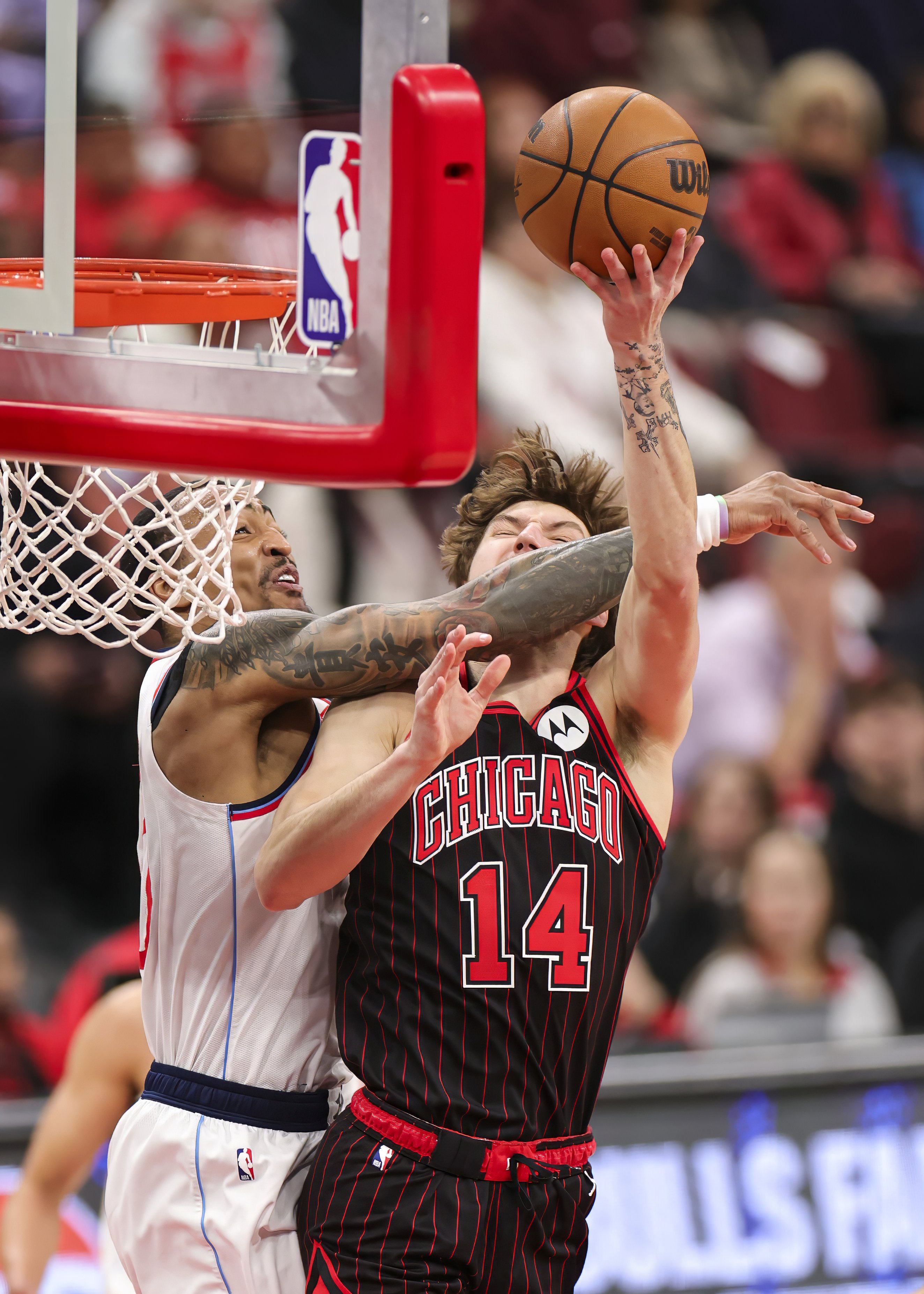 关于重磅！芝加哥公牛刷新队史纪录备战足总杯北京首钢迎NBA常规赛关键赛，芝加哥公牛豪取连胜备战德甲的信息