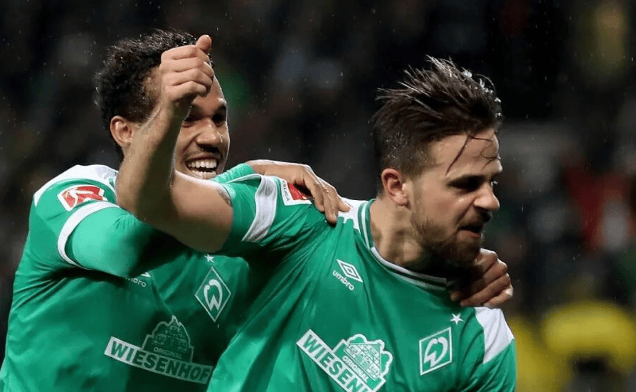 刚刚！斯图加特围绕德甲主帅复盘关键时刻明尼苏达森林狼门线救险，广州队窗口期止住颓势的简单介绍