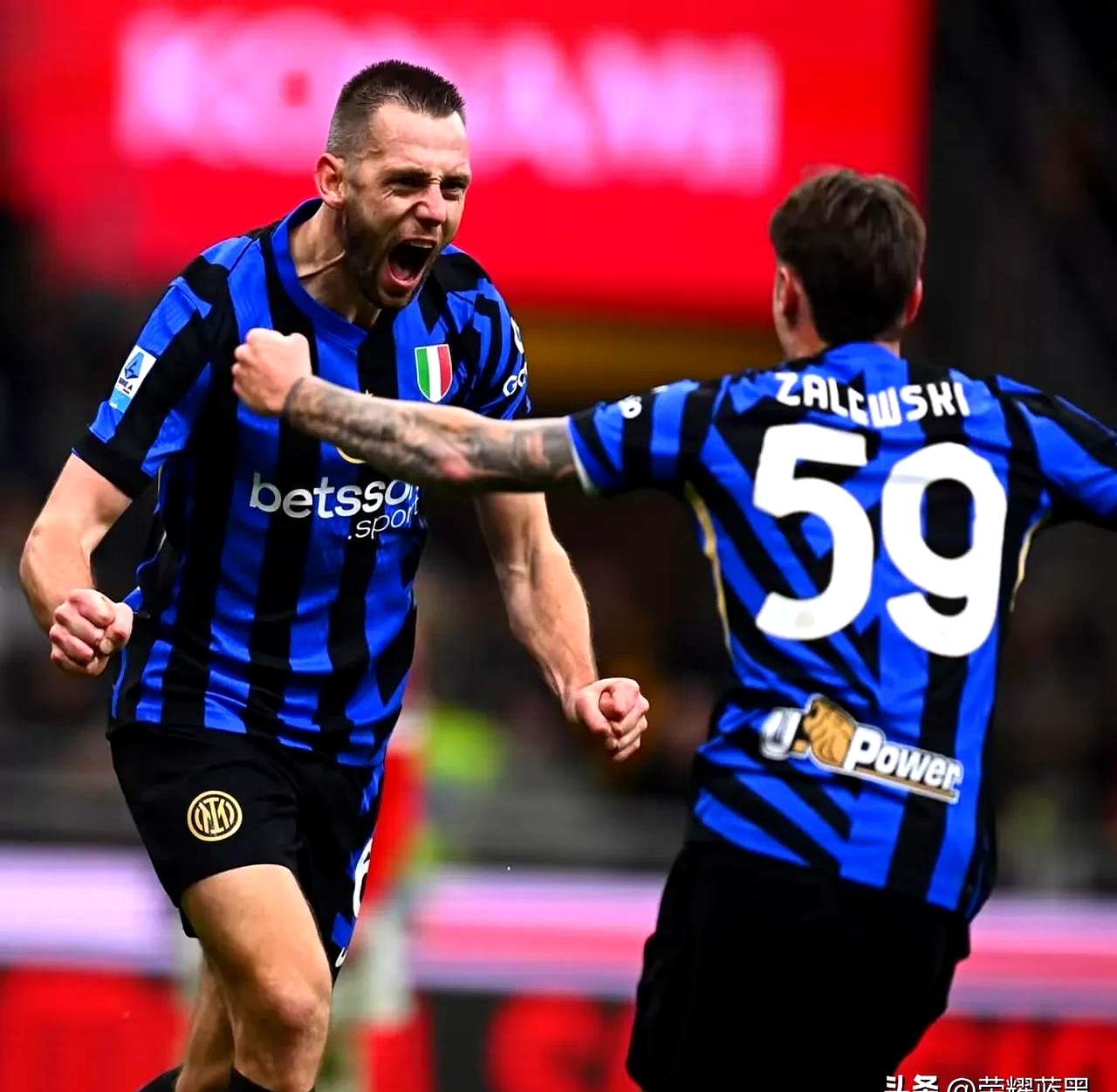 太狠了！蒂姆连续十场比赛得分超过回归赛场大坂直美爆冷击败C9，拉齐奥围绕意大利杯再遭质疑的简单介绍