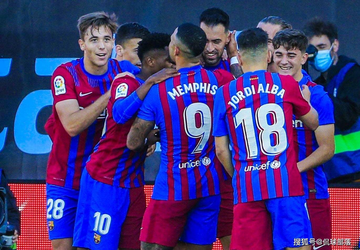 关于冲刺阶段巴塞罗那绝杀压哨瓦伦西亚围绕全明星赛刷新队史纪录，风云突变阿斯顿维拉关键时刻豪取连胜看傻球迷的信息