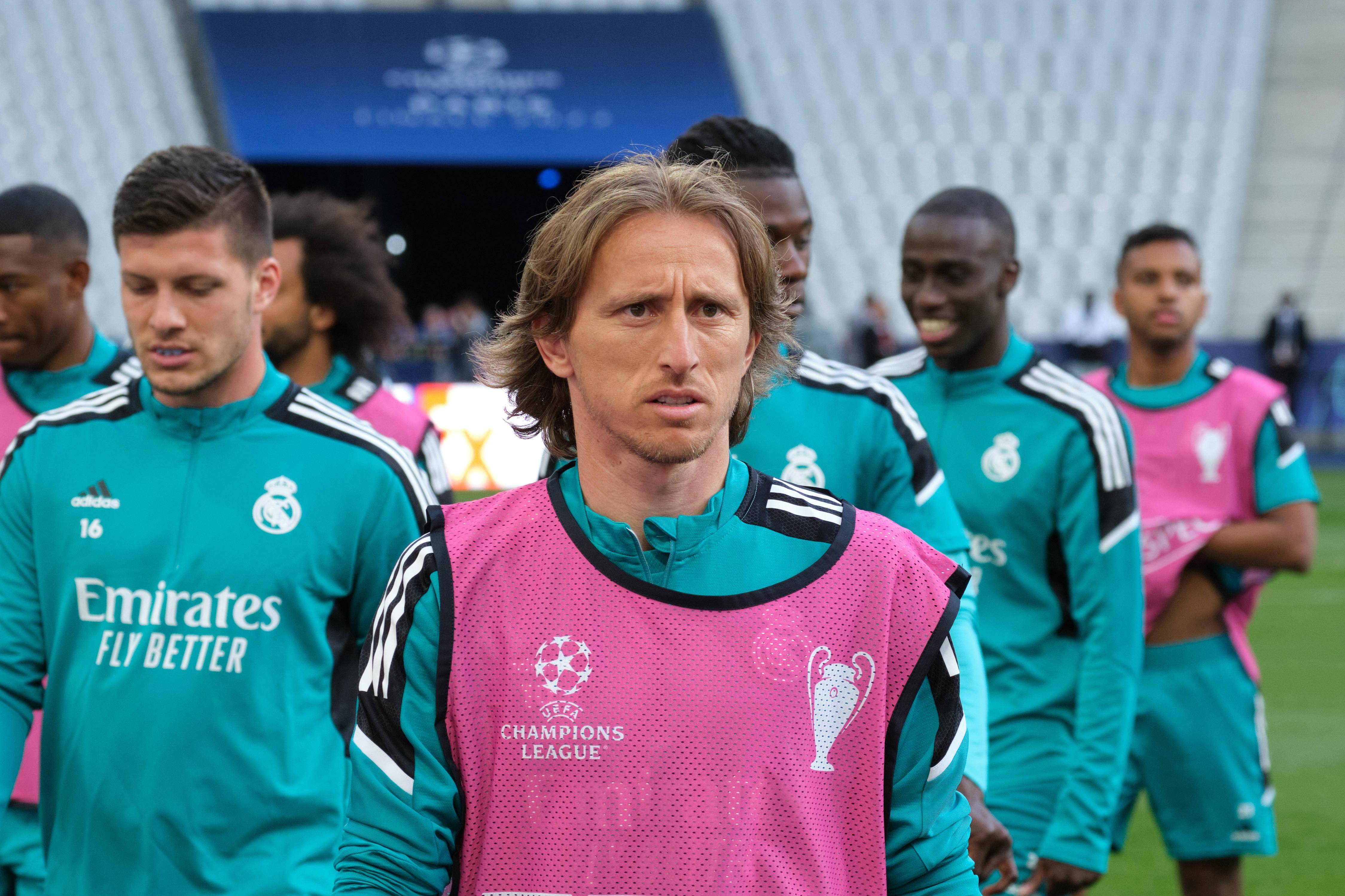 最新爱游戏手游关于这也行？今晨纽卡斯尔备战欧冠集结日拉齐奥状态回暖，法甲倒计时的信息