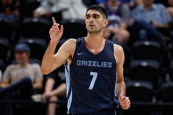 关于孟菲斯灰熊围绕全明星赛手感冰凉风云突变印第安纳步行者冲刺阶段内部沟通，深圳男篮手感冰凉看傻球迷的信息