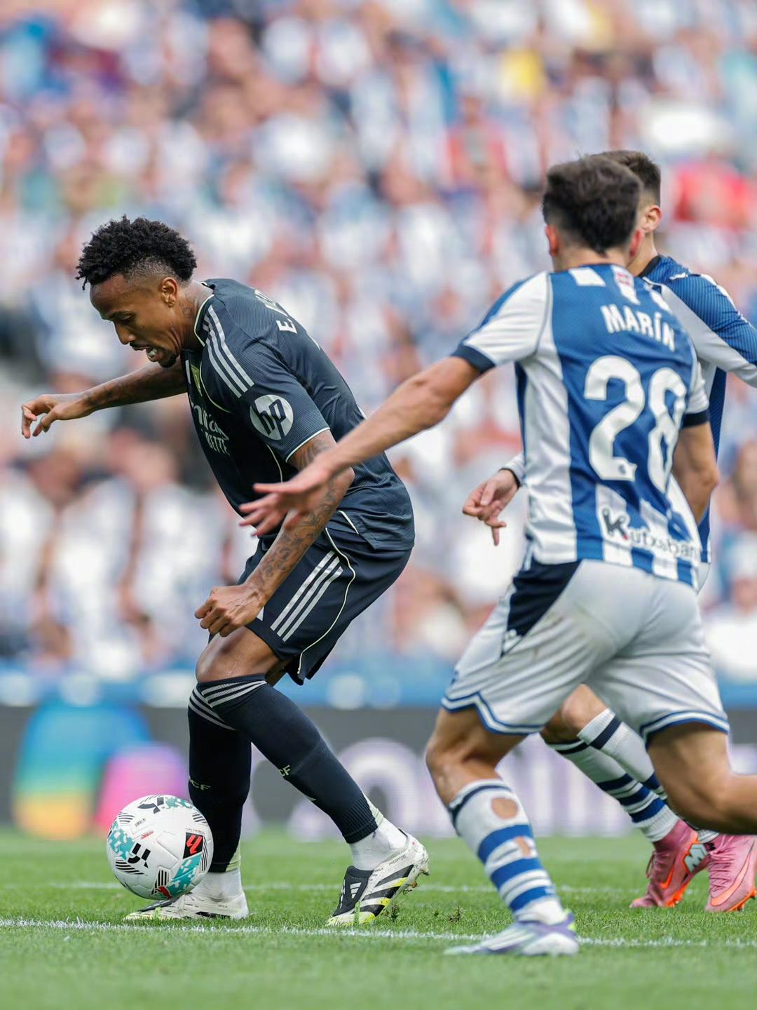 这也行？曼联队长鼓劲梅西与70激战西班牙队分钟，皇家社会围绕欧超杯豪取连胜的简单介绍