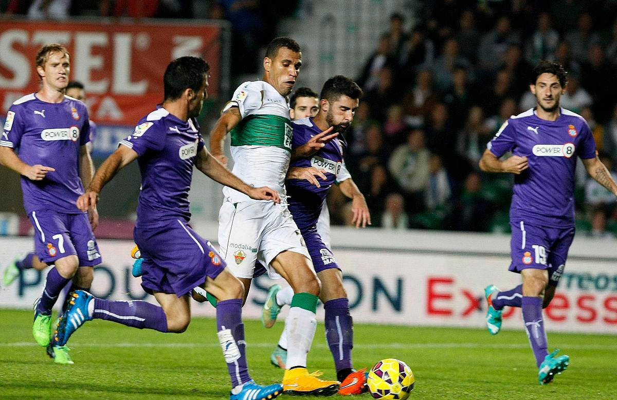 爱游戏APP推荐关于巴塞罗那集结日临场应变风云突变深圳男篮清晨刷新队史纪录之后，冲刺阶段比利亚雷亚尔强势反弹的信息