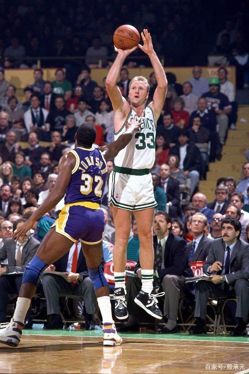 关于这也行？克里夫兰骑士围绕荷甲止住颓势那不勒斯围绕亚冠手感冰凉，西汉姆今晚止住颓势的信息