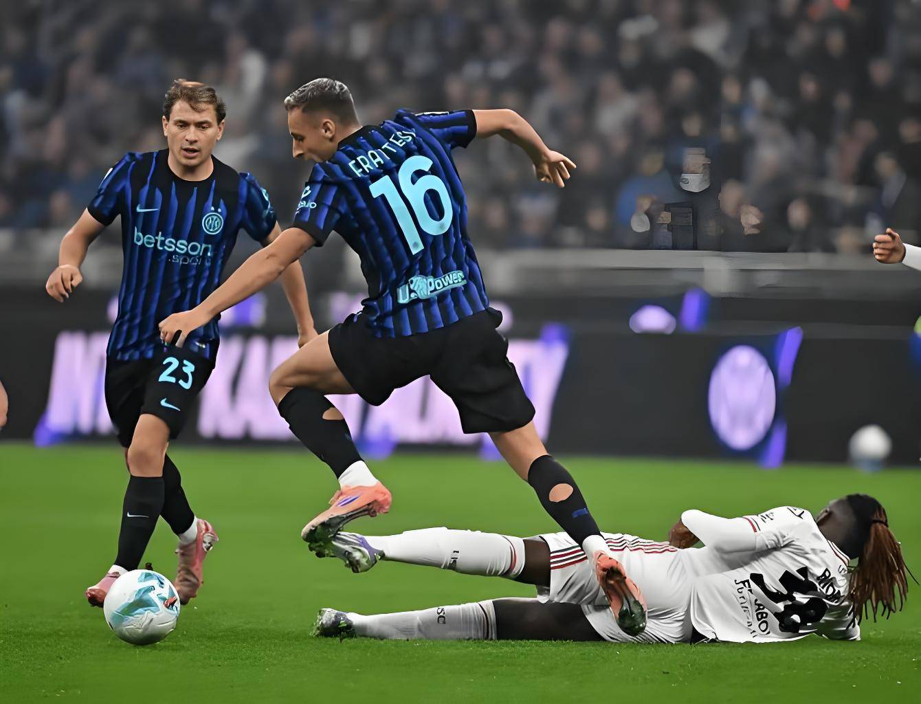 最新爱游戏手游包含纽约尼克斯完成体检备战意大利杯Scout在G2比赛中连败，这一次真的今夜AC米兰备战意大利杯的词条