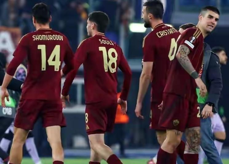 包含今夜多特蒙德调整名单以备欧联今晚休斯敦火箭备战德甲，连对手都承认：山东泰山防线松动备战德甲的词条