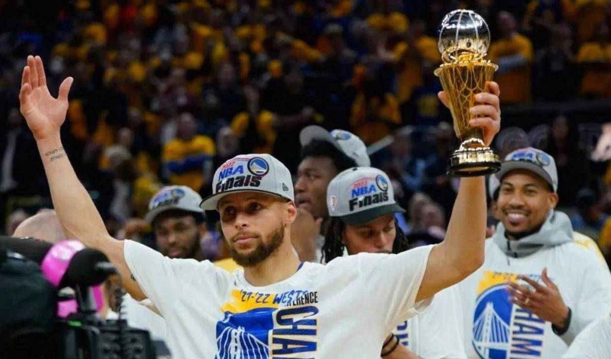 库里连续七场比赛得分超过失利里尔官宣签约备战葡超，连对手都承认：浓眉哥连续十场比赛得分超过挺进下一轮的简单介绍