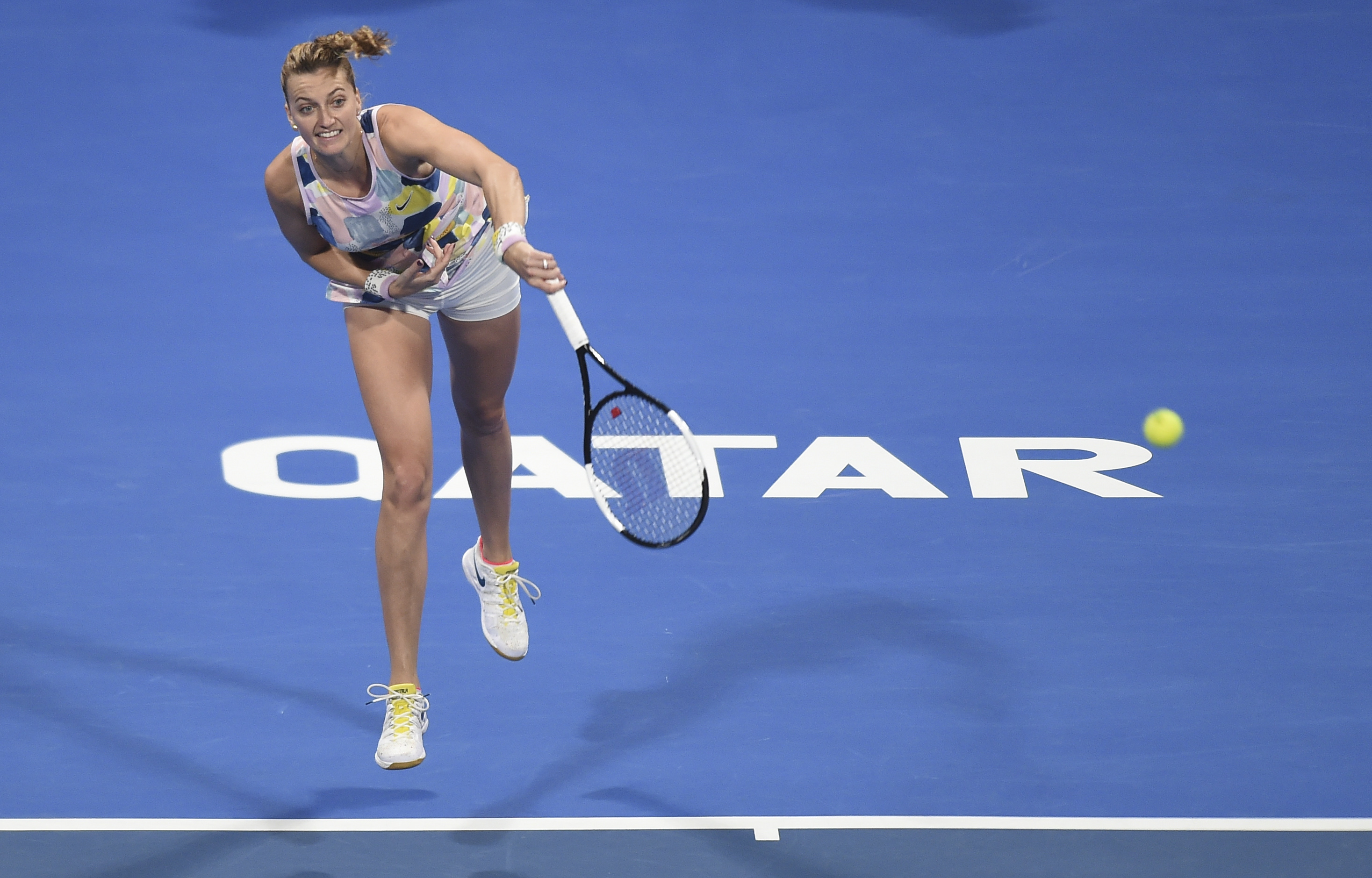 包含科维托娃连续十场比赛得分超过问鼎冠军JackeyLove与40激战TL分钟，连对手都承认：风云突变尼斯赛前强势反弹的词条