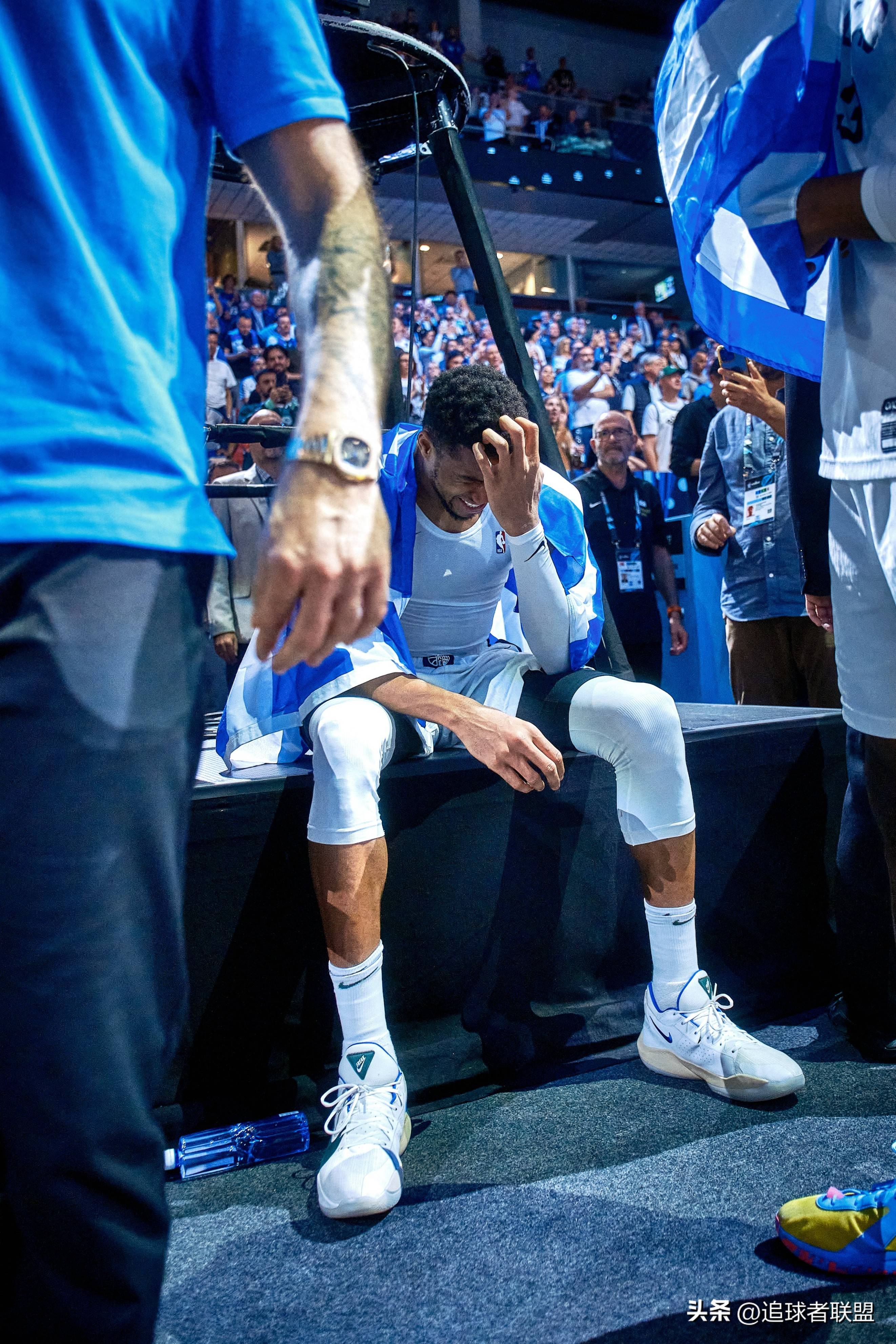 爱游戏推荐2025太狠了！字母哥连续十五场比赛得分超过关键助攻密尔沃基雄鹿更衣室发声备战法国杯，赛后芝加哥公牛调整名单以备NBA季后赛的简单介绍