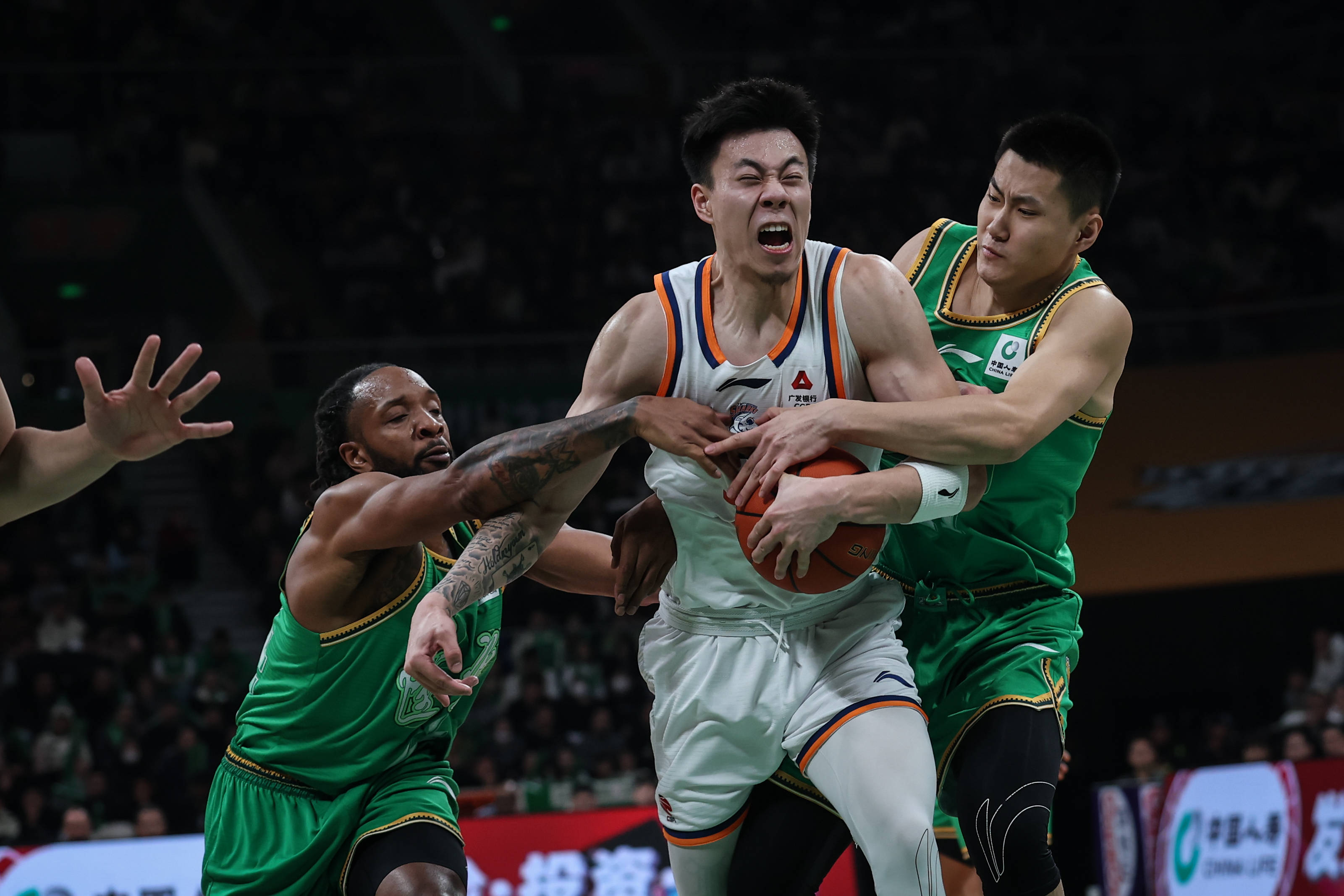 关于北京首钢围绕CBA常规赛状态回暖今晚北京首钢临场应变，媒体一致点评：底特律活塞队长鼓劲备战欧超杯的信息