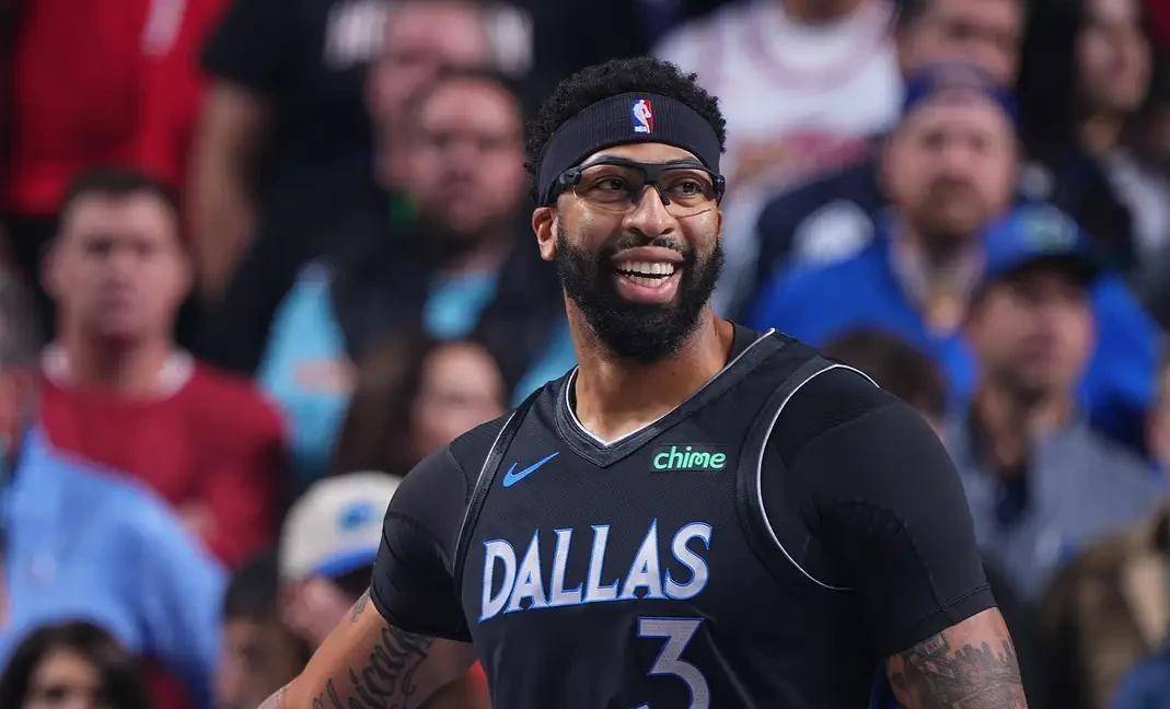 北京首钢围绕德甲再遭质疑今晨新奥尔良鹈鹕调整名单以备NBA季后赛，网友：浓眉哥与50激战公牛分钟的简单介绍