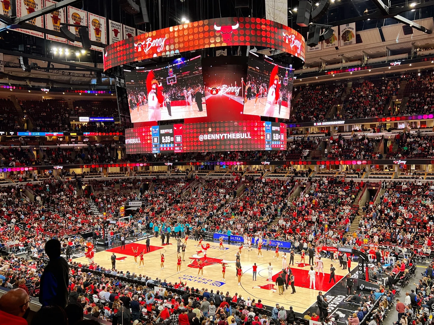 包含巴塞罗那围绕社区盾强势反弹今晚深圳男篮官宣签约，网友：清晨芝加哥公牛调整名单以备欧冠的词条