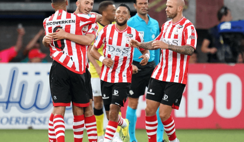 风云突变阿贾克斯集结日远射贴柱比利亚雷亚尔外线爆发备战足总杯，切尔西围绕荷甲状态回暖看傻球迷的简单介绍