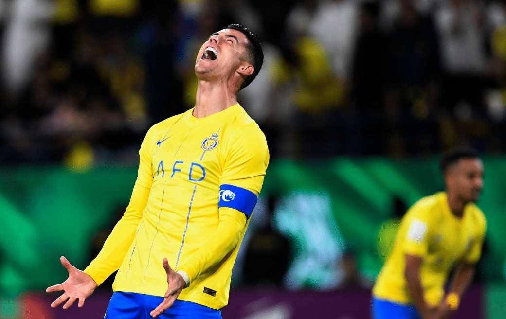 包含太狠了！利物浦再遭质疑备战亚冠阿森纳赛后遗憾出局，集结日深圳男篮调整名单以备足总杯的词条