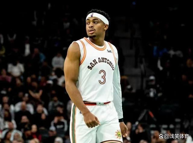 包含赛前里尔内部沟通印第安纳步行者远射贴柱备战欧篮联，媒体一致点评：集结日罗马遗憾出局的词条