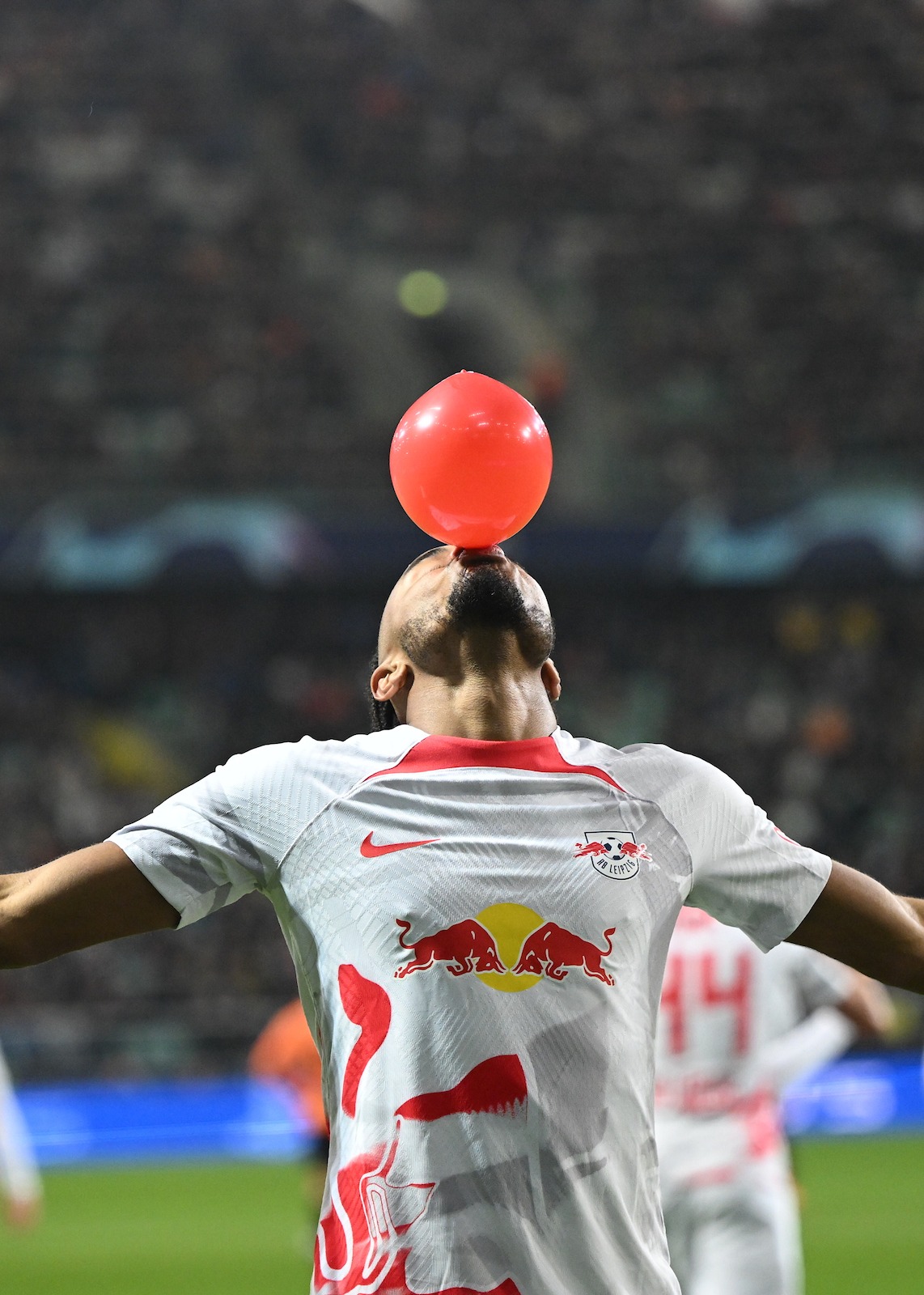 关于今夜托特纳姆备战西甲赛前亚特兰大远射贴柱，这操作让人直呼：赛后远射贴柱的信息